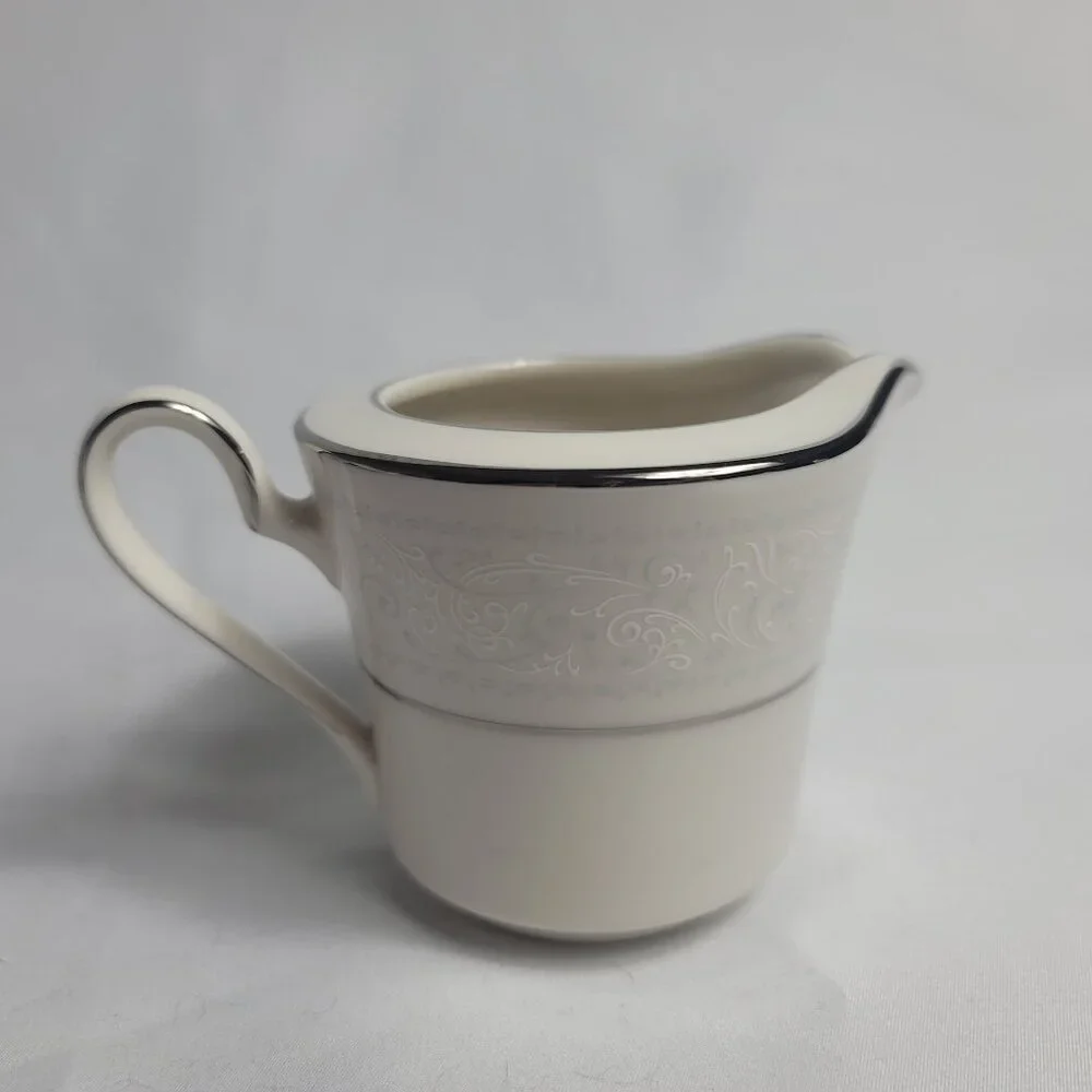 Noritake Trudy Creamer Ivory with Blue & White Scrolls #7087